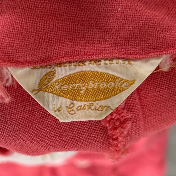 Kerry Brooke- See Measurements- dark salmon pink- floral collar- fair condition - Picture 8 of 10